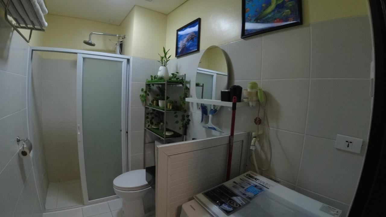 מנילה A Refreshing Condo Unit Near Bgc, Ortigas & Makati With Netflix And Wifi מראה חיצוני תמונה